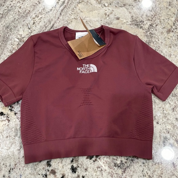 The North face crop top size small-medium - Picture 1 of 7